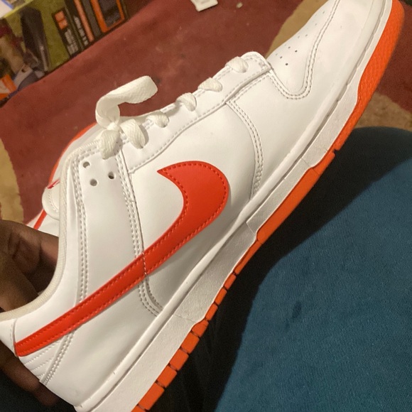 Dunks - Picture 4 of 4